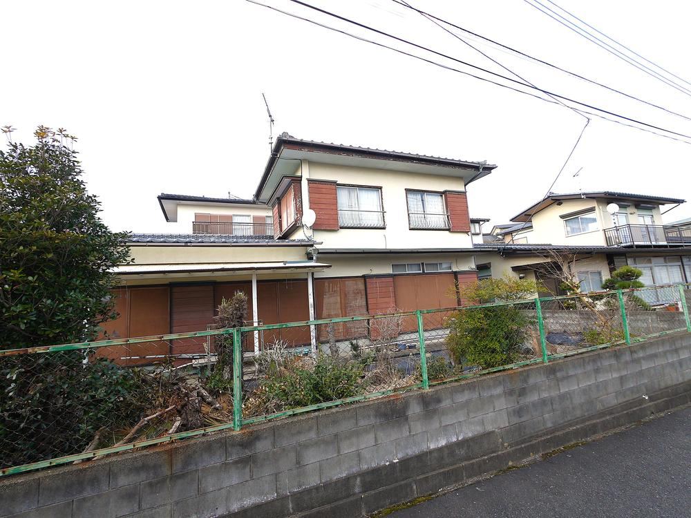 Spacious 7K House in Nishinarizawa - Photo 1
