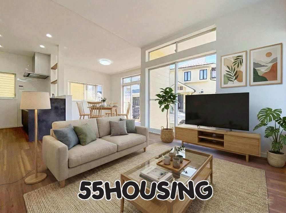 Bright 4LDK Home in Benzai - Photo 1