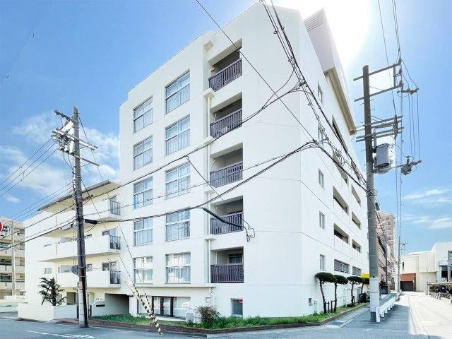 3DK apartment in Higashinada Ward, Kobe, Hyogo - Photo 1