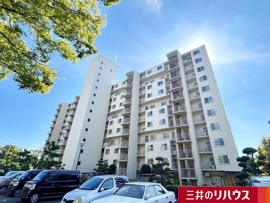 2LDK apartment in Ibaraki, Osaka - Photo 1
