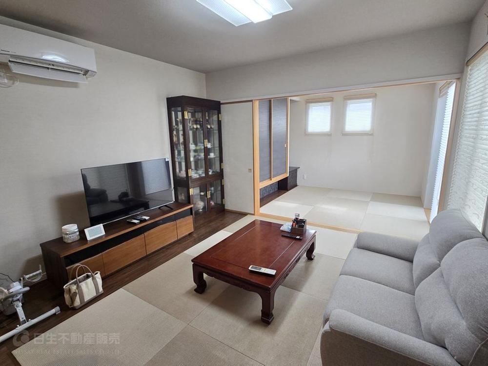 Modern 3LDK Bungalow Near Shimizu Food Store - Photo 1