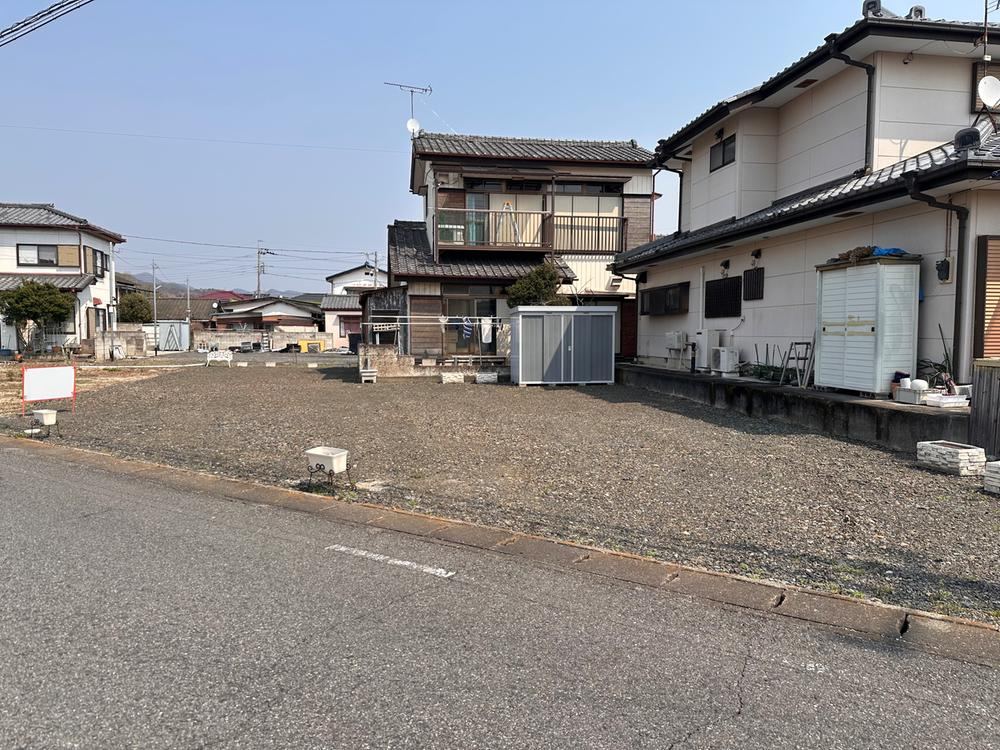 Riverside Land in Hahaka-cho - Bright and Spacious - Photo 1