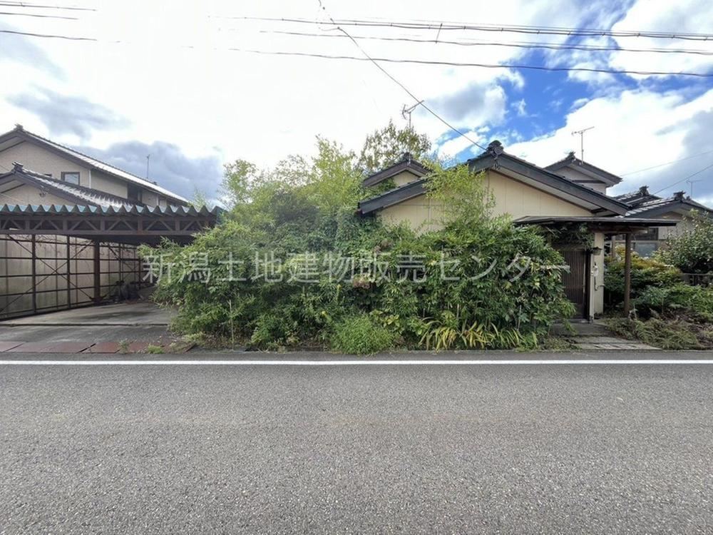 Flat Land with Infrastructure in Matsumi - Photo 1