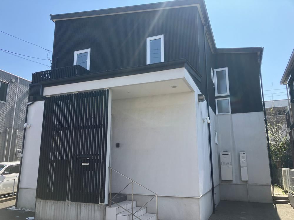 Spacious 5LDK Home Near Shonandai Station - Photo 1
