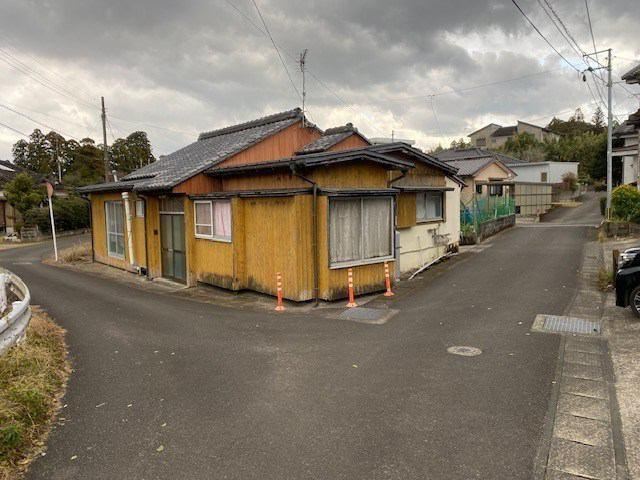Investment Property: 3K House in Miyazaki City - Photo 1