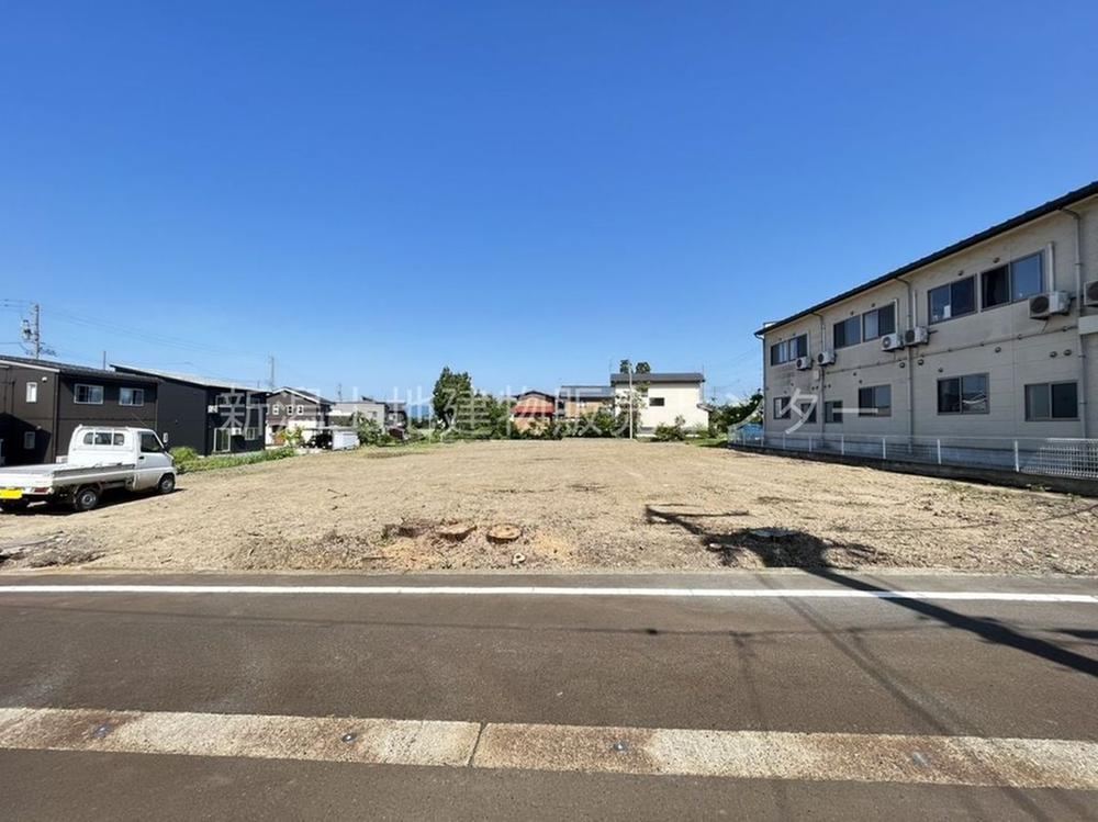 Spacious Land with Garden Potential in Raikōji, Nagaoka - Photo 1