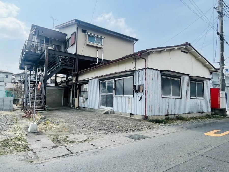 Ideal Land in Popular Area Near Commercial Facilities - Photo 1