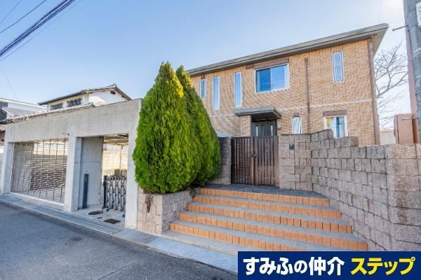 Spacious 5LDK Home in Tsuruyamadai - Photo 1