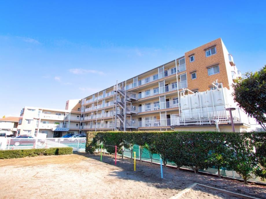 Renovated 1LDK Apartment in Kitamoto - Photo 1