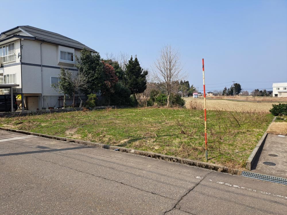 Spacious Land with Open Views in Kyuukou - Photo 1