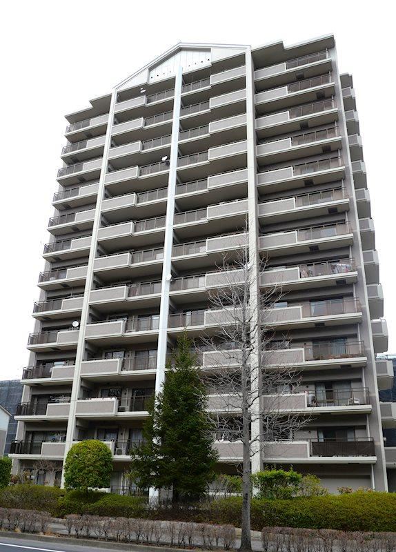 Bright 3LDK Apartment in Izumi, Sendai - Photo 1
