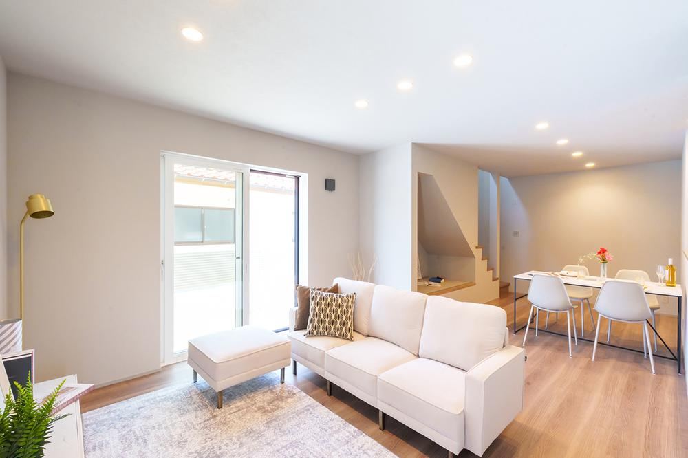 Modern 4LDK+S House in Saijo Town - Photo 1