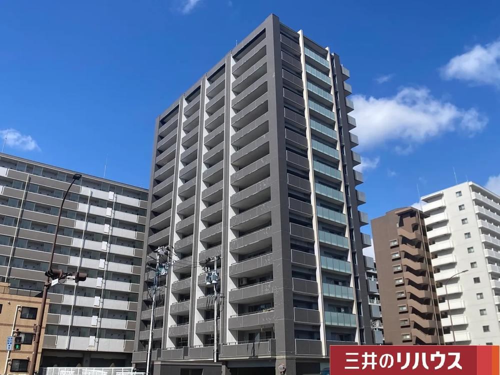 Spacious 3LDK Apartment Near Ruyugaoka Station - Photo 1
