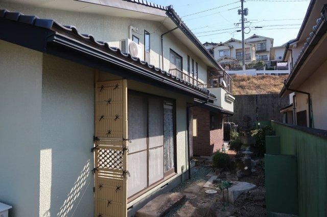 5LDK house in Asaminami Ward, Hiroshima - Photo 1