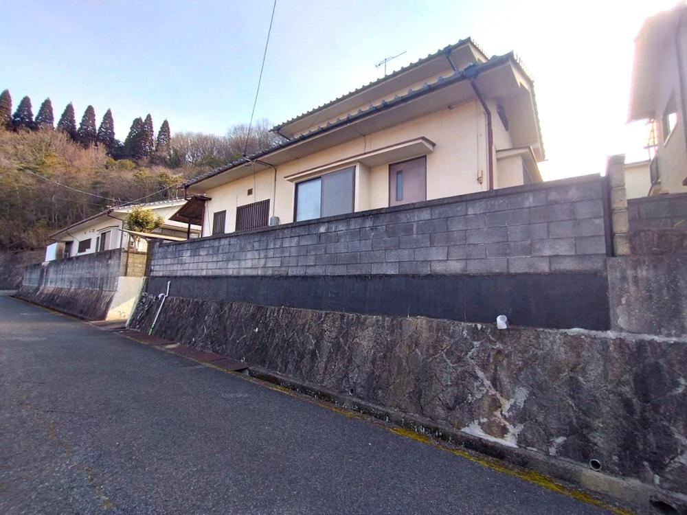 4LDK house in Fukuyama, Hiroshima - Photo 1