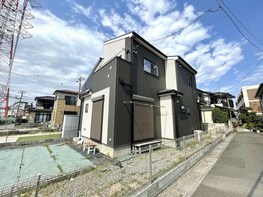 Corner Lot 3LDK House in Ageo - Photo 1
