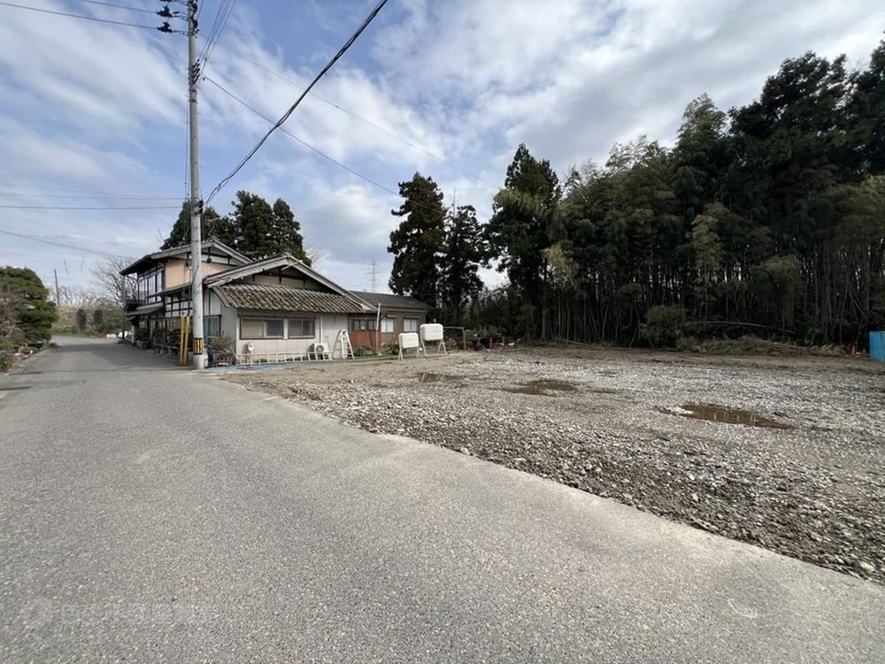 Expansive 104 Tsubo Land in Kizu, Niigata - Photo 1