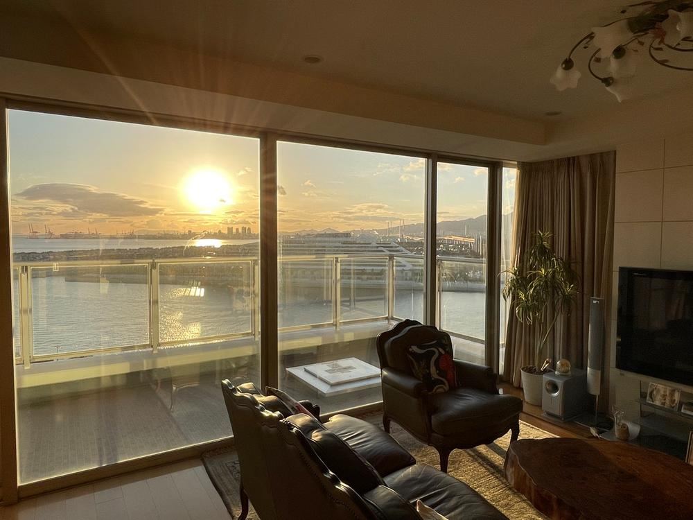 3LDK apartment in Nishinomiya, Hyogo - Photo 1