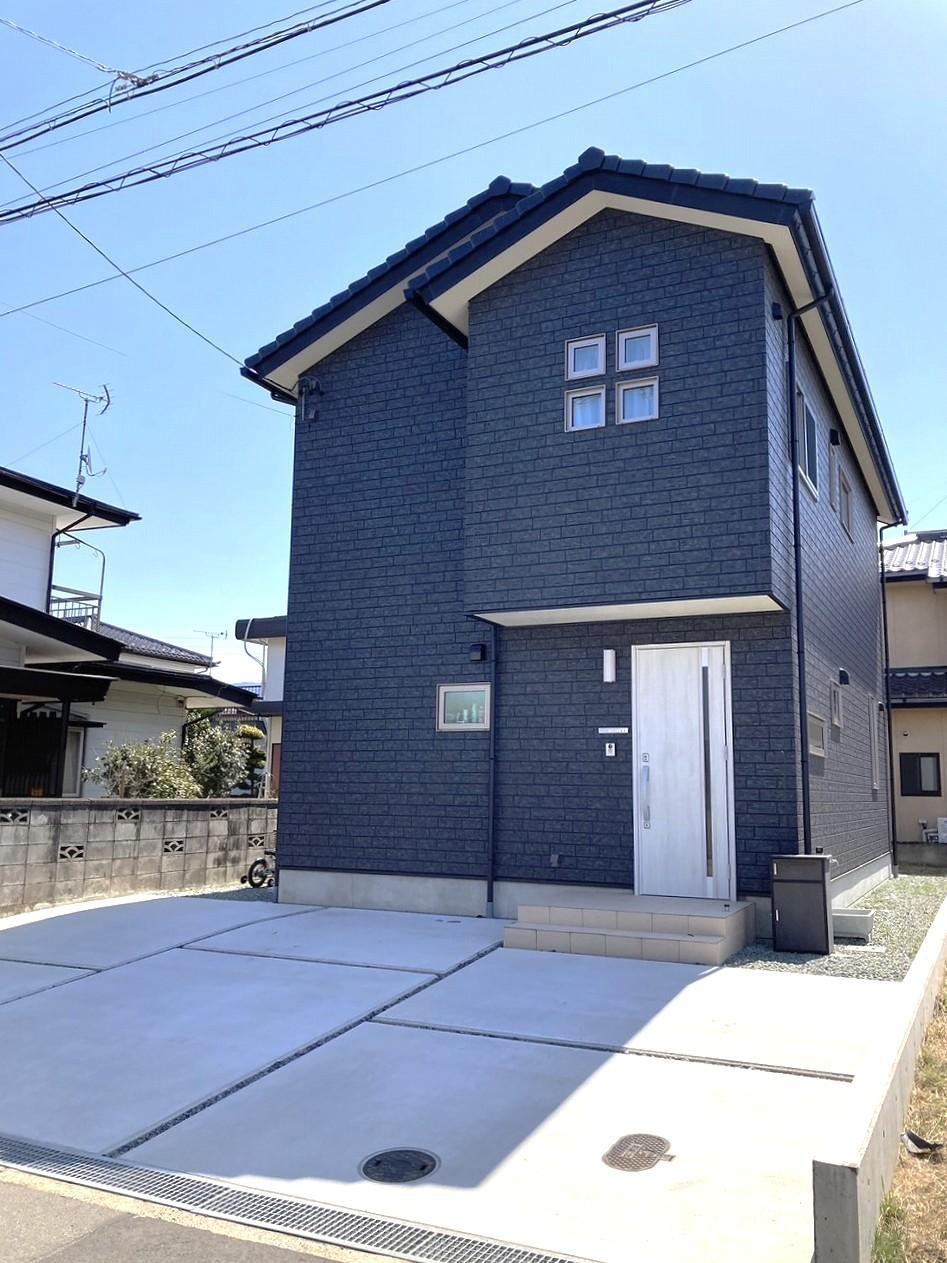 Modern 3LDK House in Nagano City - Photo 1