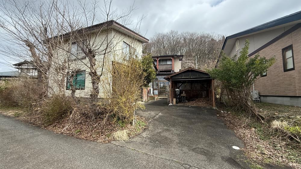 Spacious 5LDK House in Akita City - Photo 1