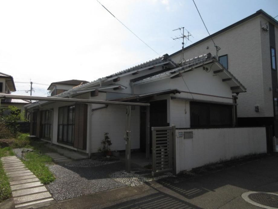 Renovation Required 4DK House in Shiohama Town - Photo 1