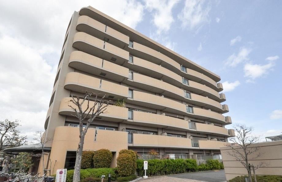 3LDK apartment in Fushimi Ward, Kyoto - Photo 1