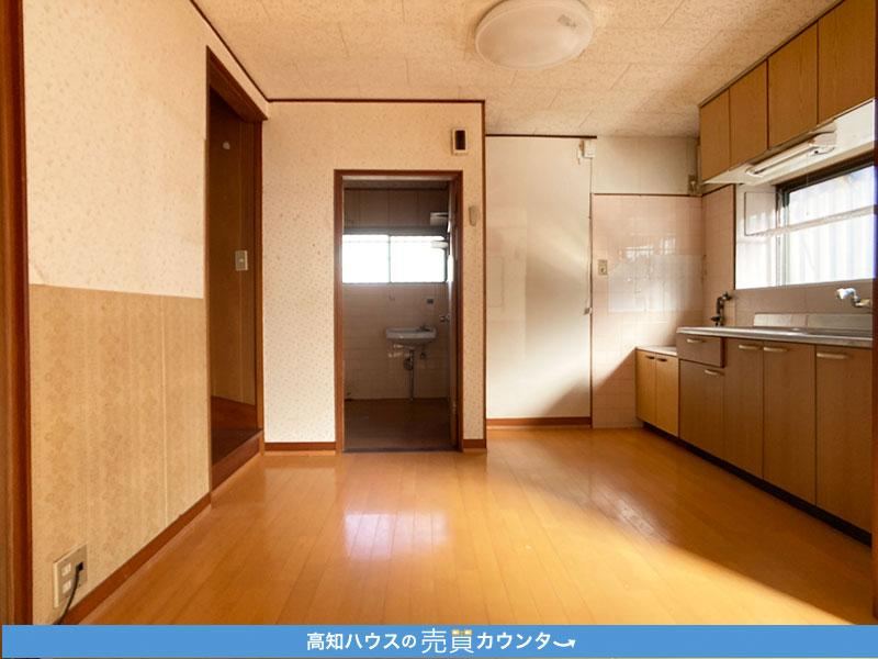 Charming 3DK Detached House in Quiet Neighborhood - Photo 1