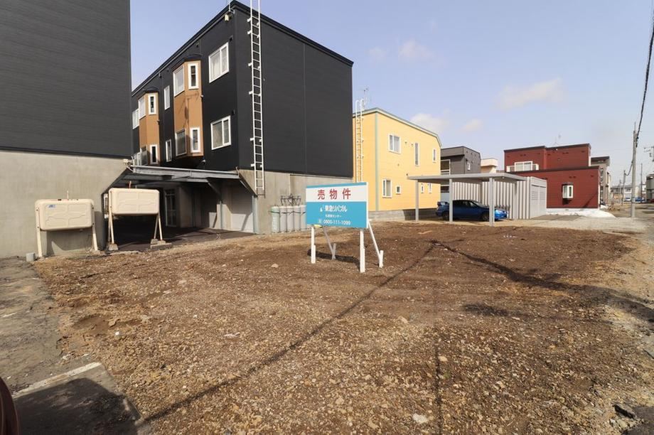 Land in Higashi-Guaraki with Easy Access - Photo 1