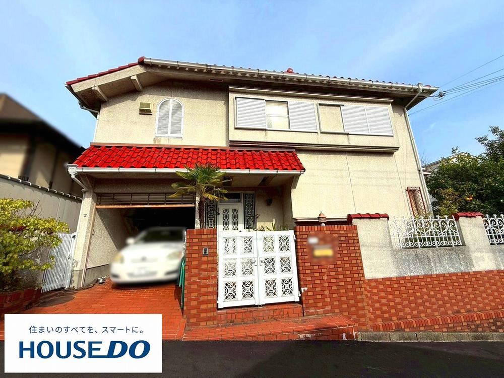 Spacious 5SLDK House with Garden in Hirakata - Photo 1