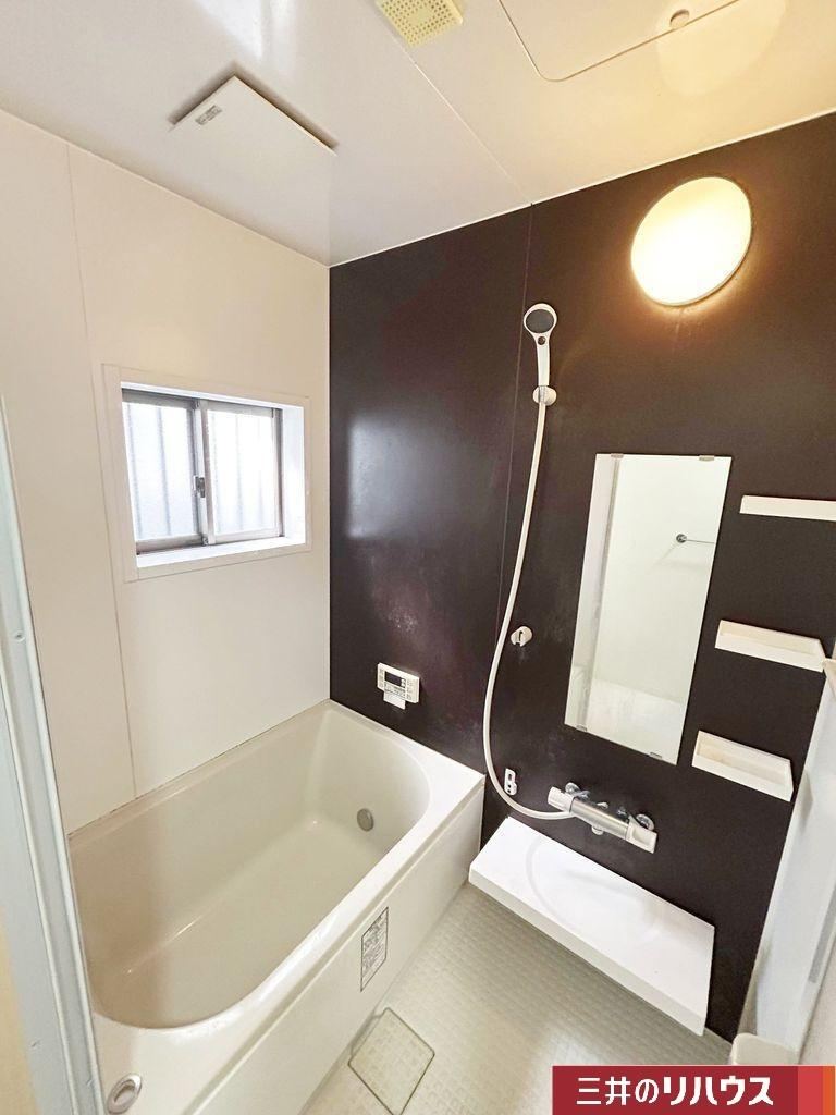 Updated 3LDK House in Takamiya Shinchou - Photo 1