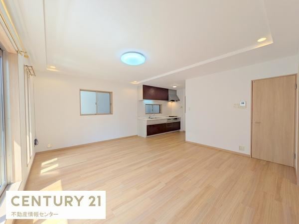 Modern 4LDK House in Minato - Photo 1
