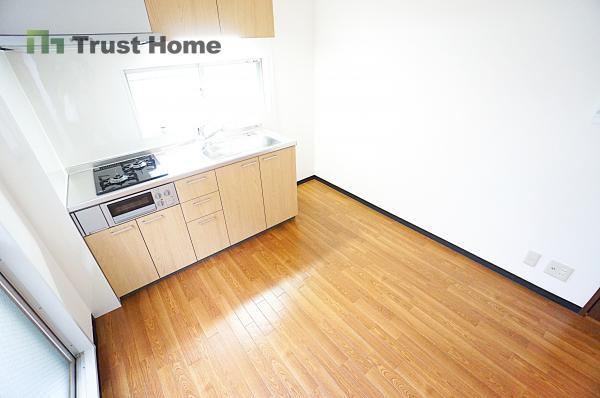 Renovated 4DK House in Aoki, Hyogo - Photo 1