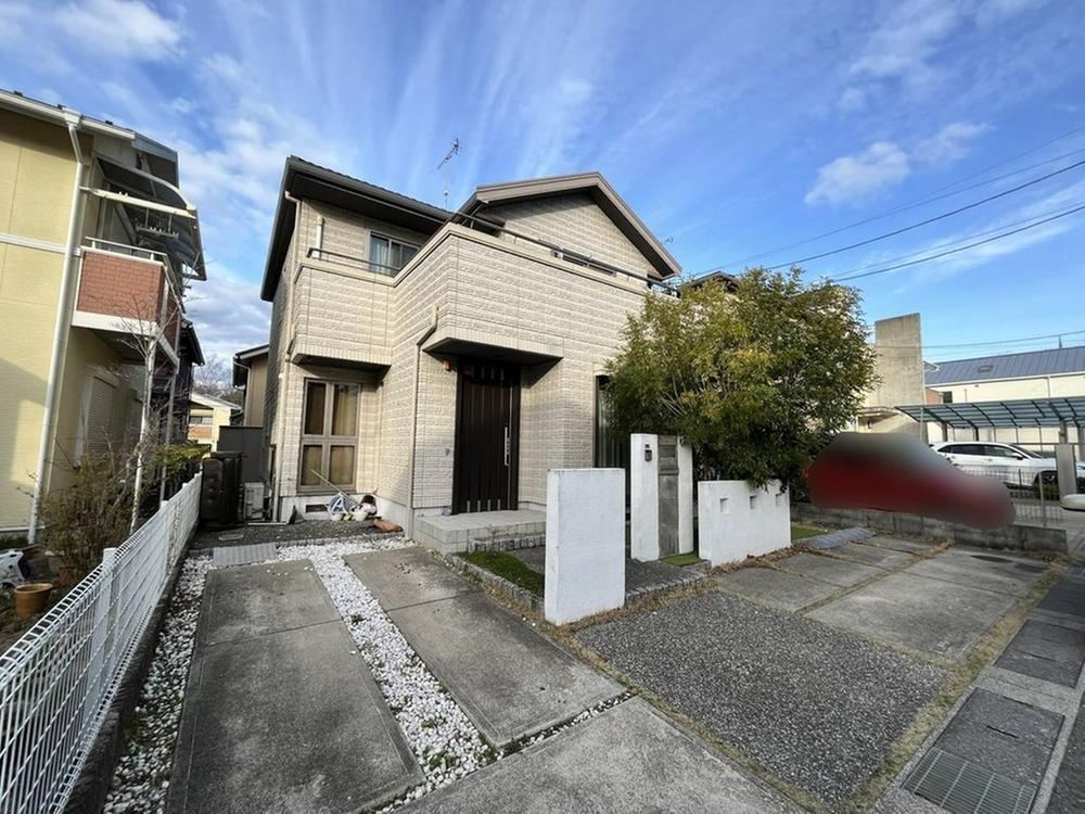 Attractive 4LDK House with Spacious Land in Kameoka - Photo 1