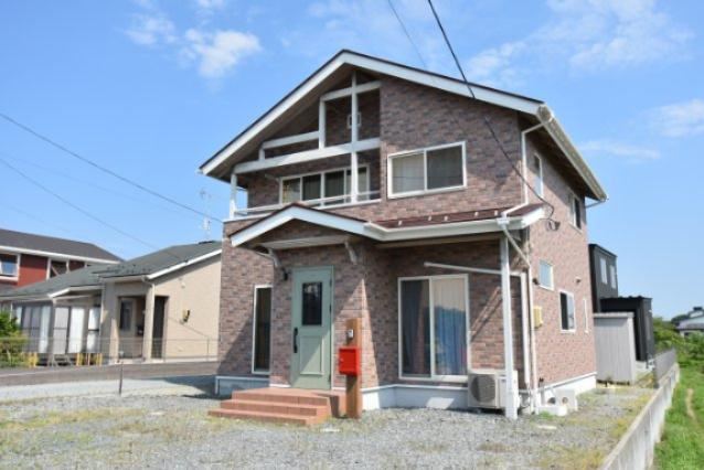 Bright 4LDK+S House with South-Facing Road - Photo 1