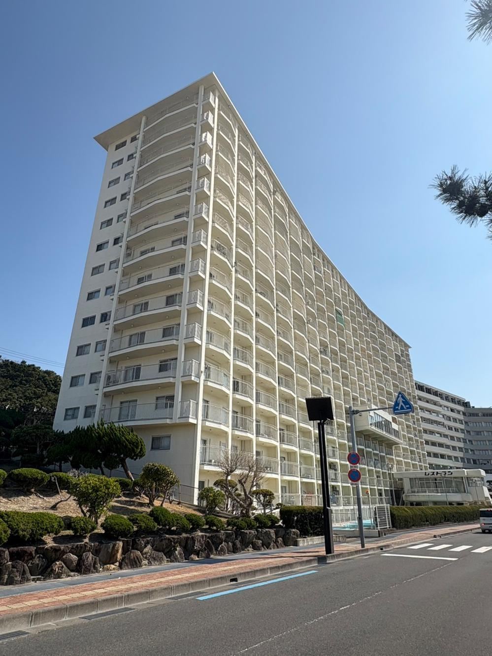 1LDK apartment in Shirahama, Nishimuro District, Wakayama - Photo 1
