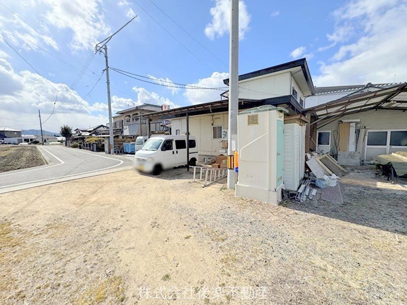 Charming 4LDK Riverside Home in Kyuban - Photo 1