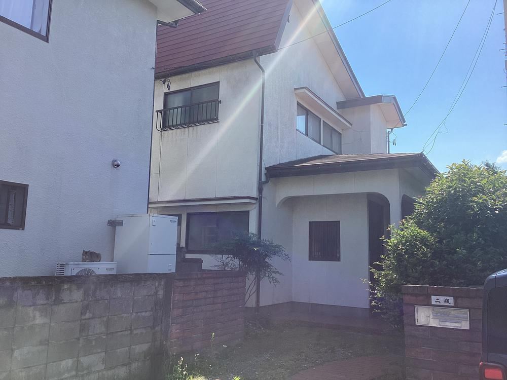 4LDK House Near Commercial Facilities in Aizuwakamatsu - Photo 1