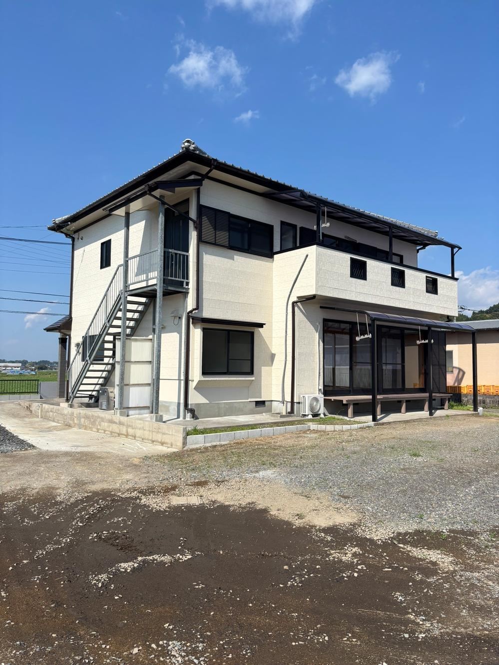 Spacious 5LDDKK House for Extended Family - Photo 1
