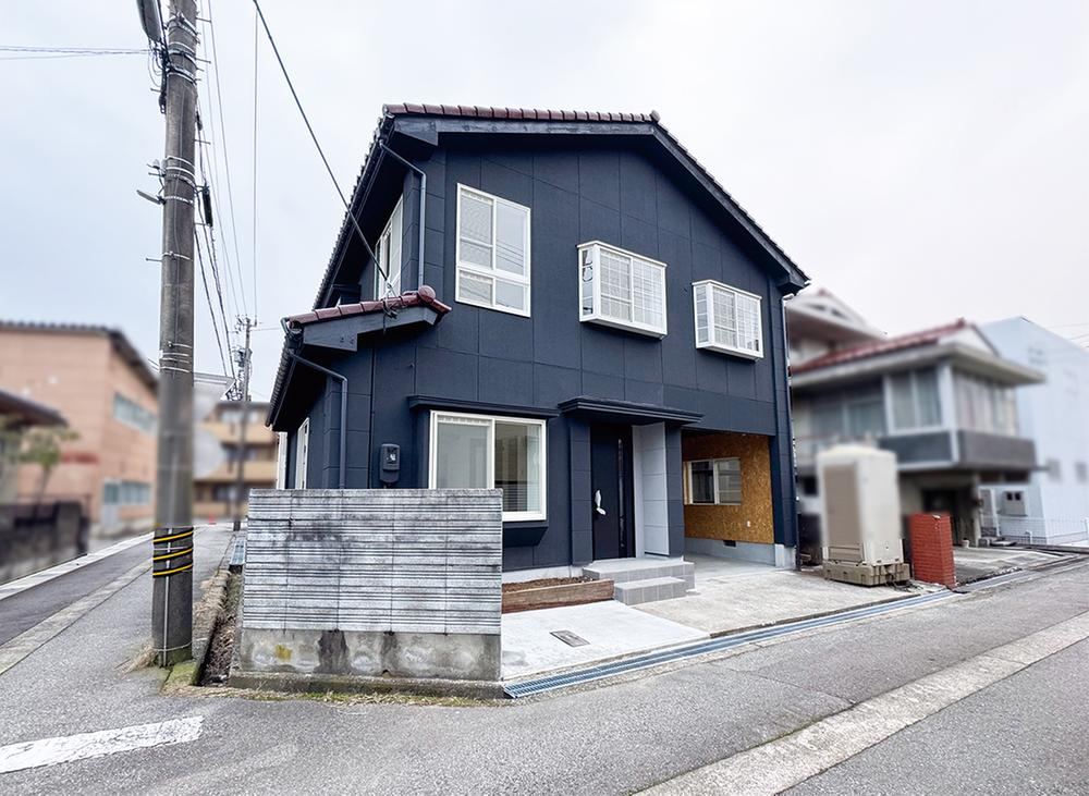 3LDK+S Detached House in Nishi-Nakano - Photo 1