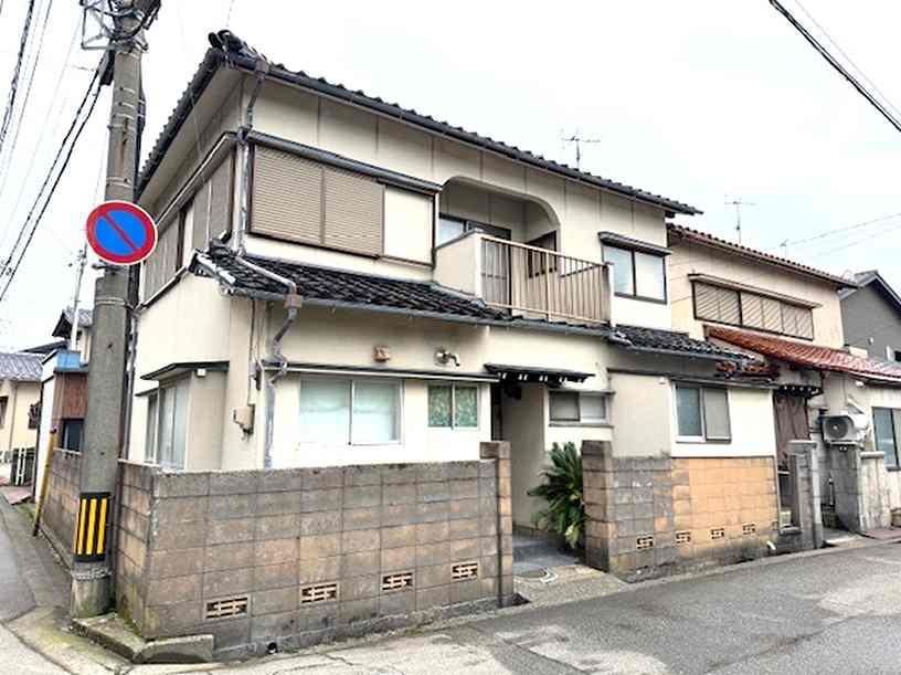 177 m² land in Kanazawa, Ishikawa - Photo 1