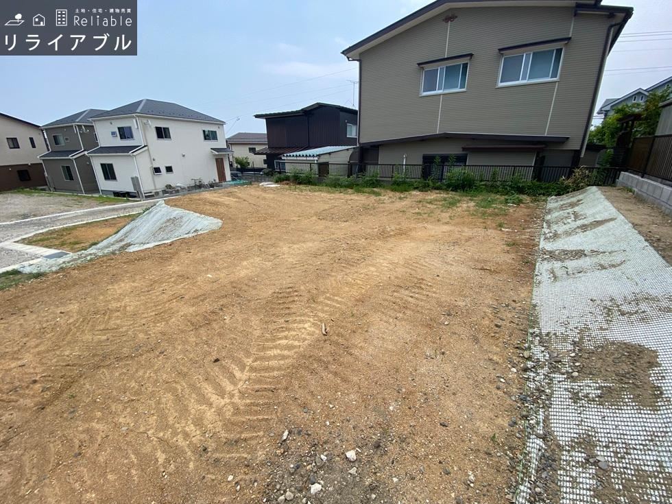 Versatile Land Near Kongo-zawa Elementary School - Photo 1