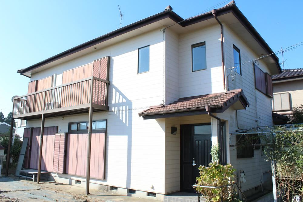 Spacious 4LDK Home in Tomita - Photo 1