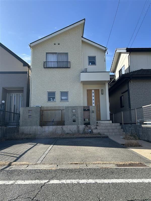 Charming 3LDK Home in Toyohashi - Photo 1
