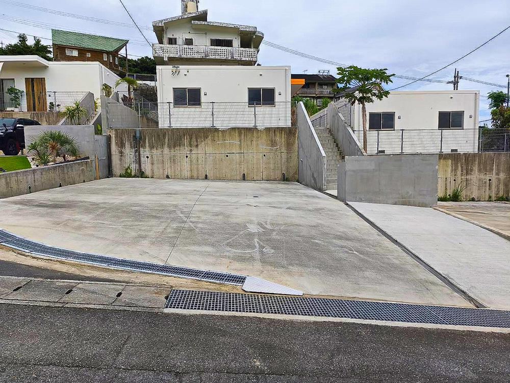 New 3LDK House with Ocean View in Tamagusuku - Photo 1