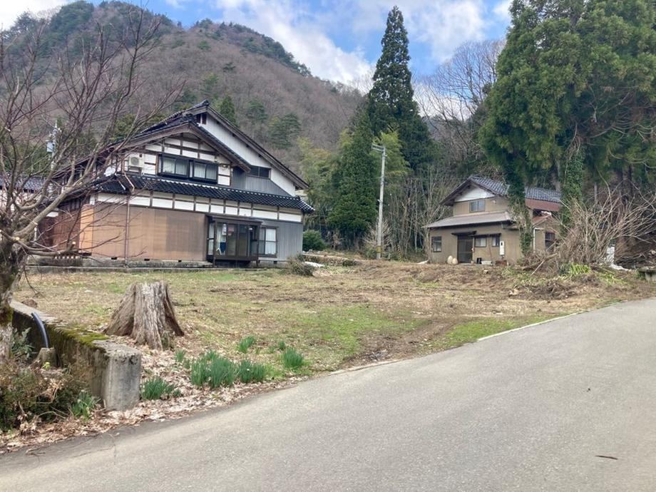 495 m² land in Hakusan, Ishikawa - Photo 1