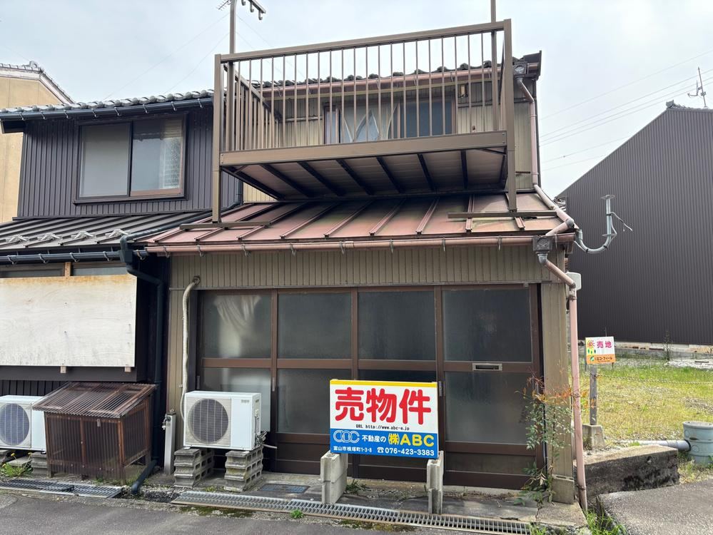 4LDK Detached House in Chuo Town - Photo 1
