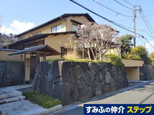 Spacious 6LDK Home in Kamakura - Photo 1