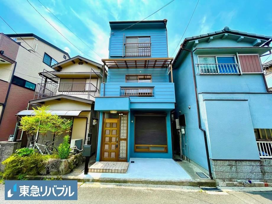 4LDK House in Higashi-Nara with Easy Access - Photo 1