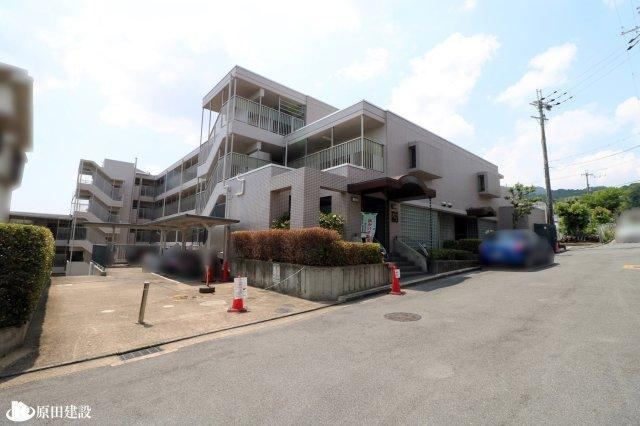 2LDK apartment in Ikoma, Nara - Photo 1
