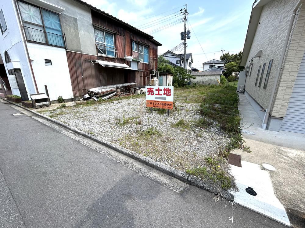 163 m² land in Omura, Nagasaki - Photo 1